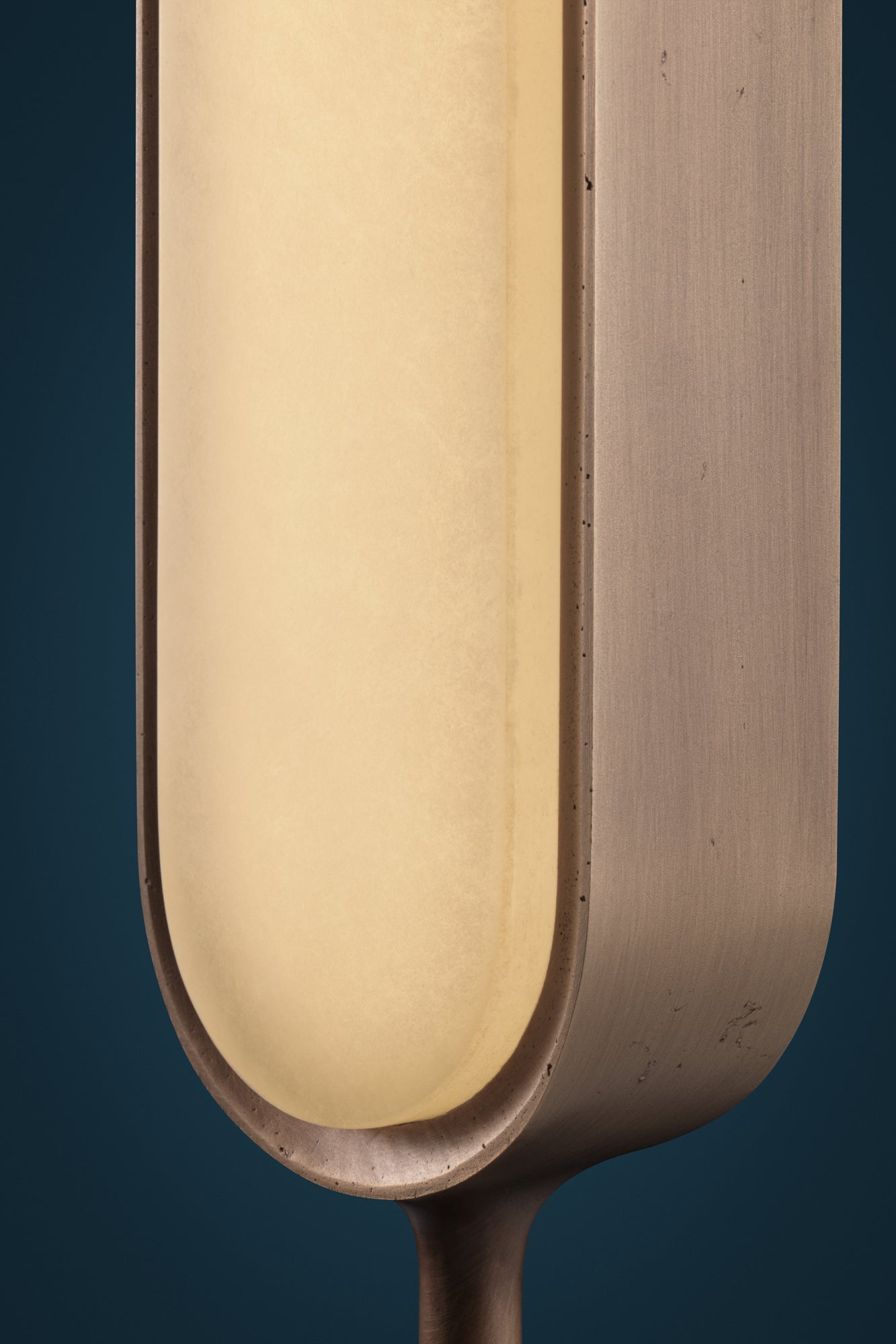 QUATRE CENT QUARANTE TABLE LAMP