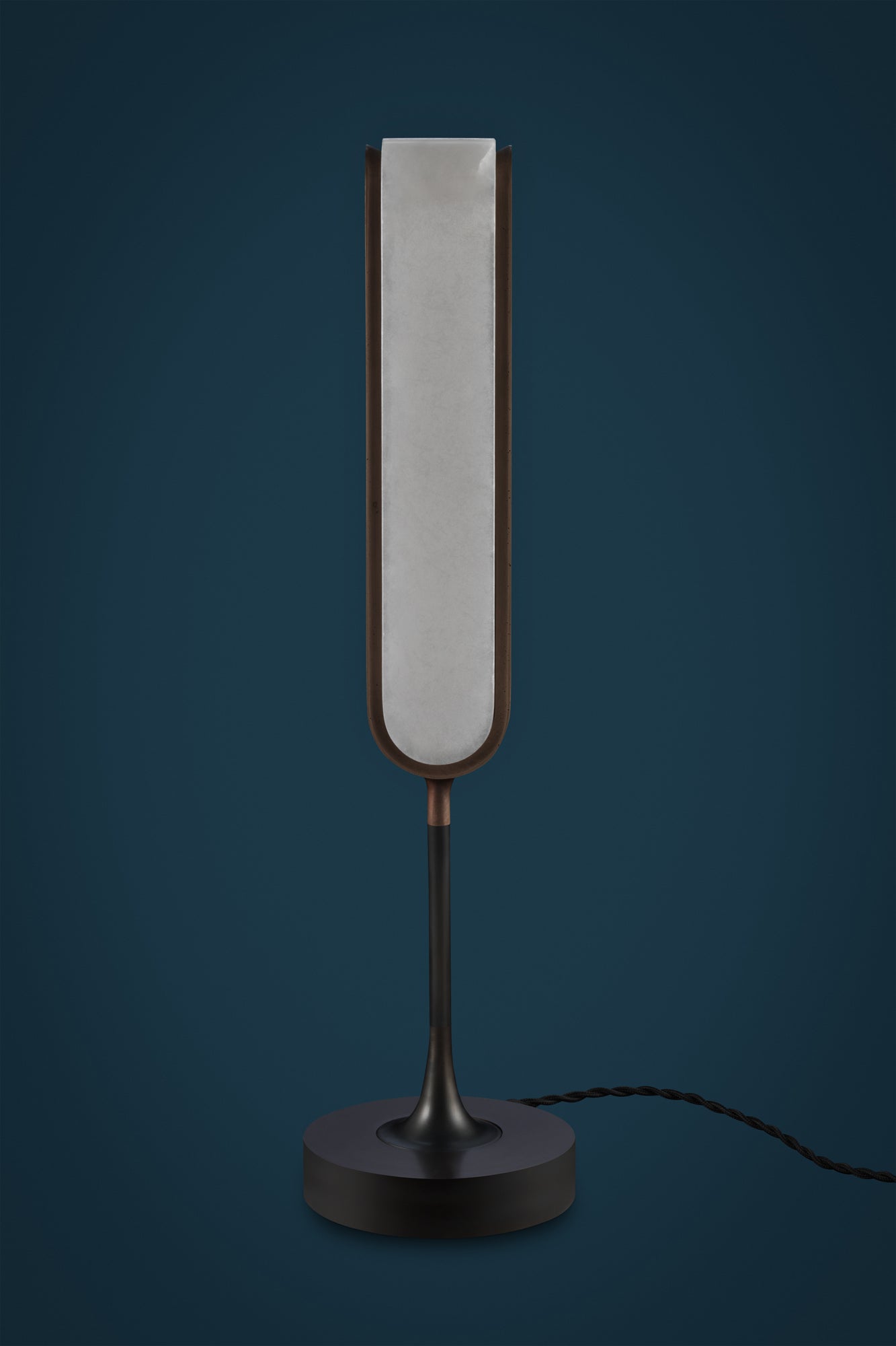 QUATRE CENT QUARANTE TABLE LAMP