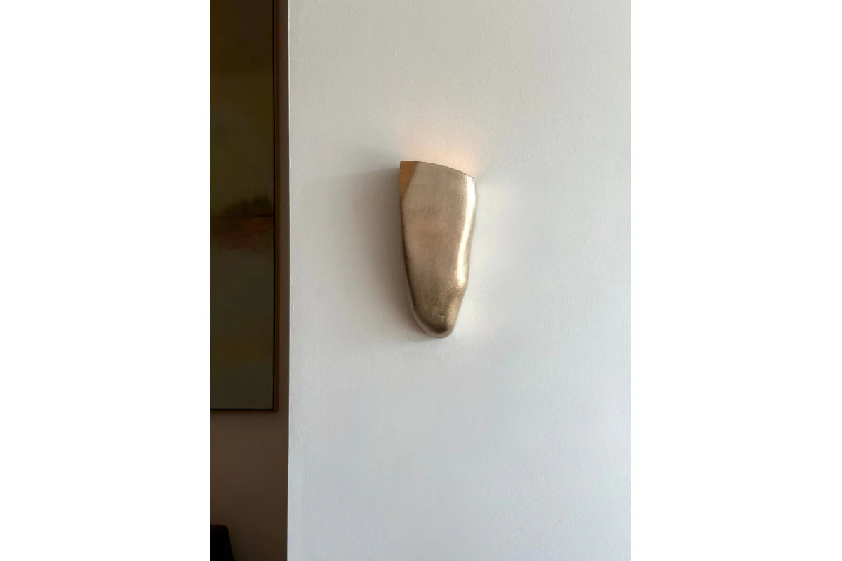 Elara Wall Sconce (Bronze)