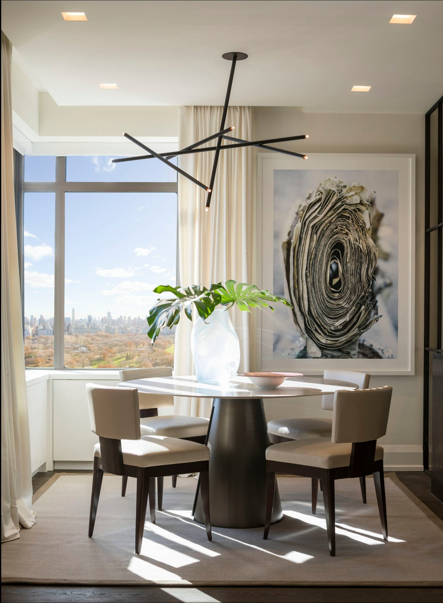 Avenue Side Chair