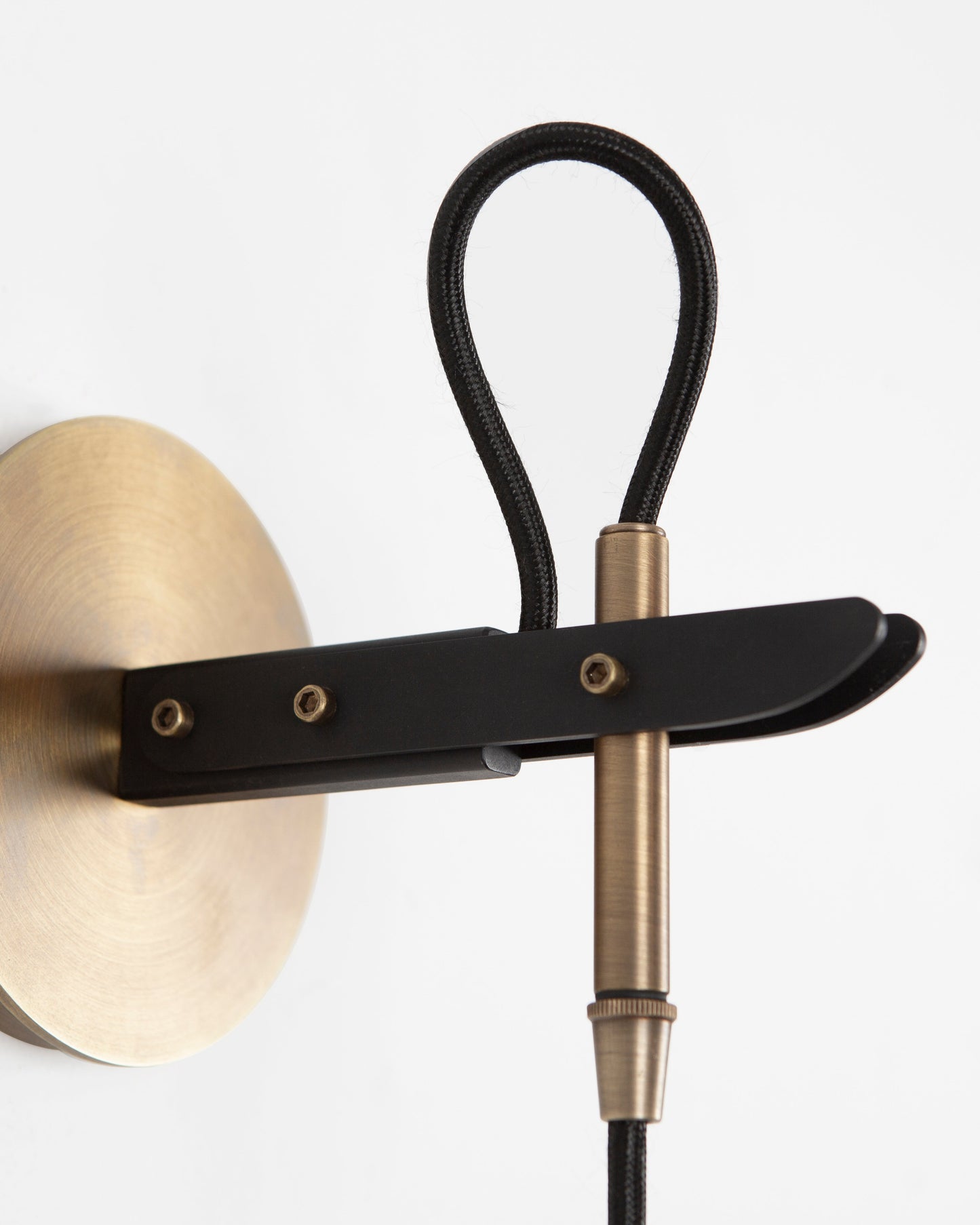 Vail Single Arm Sconce