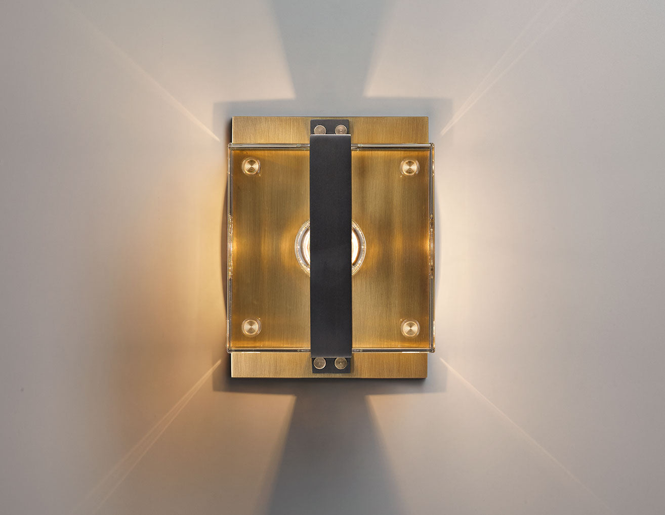 Glacon Square Sconce