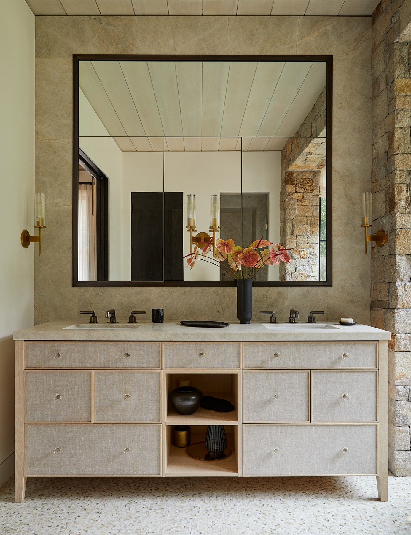 Alouette Sconce
