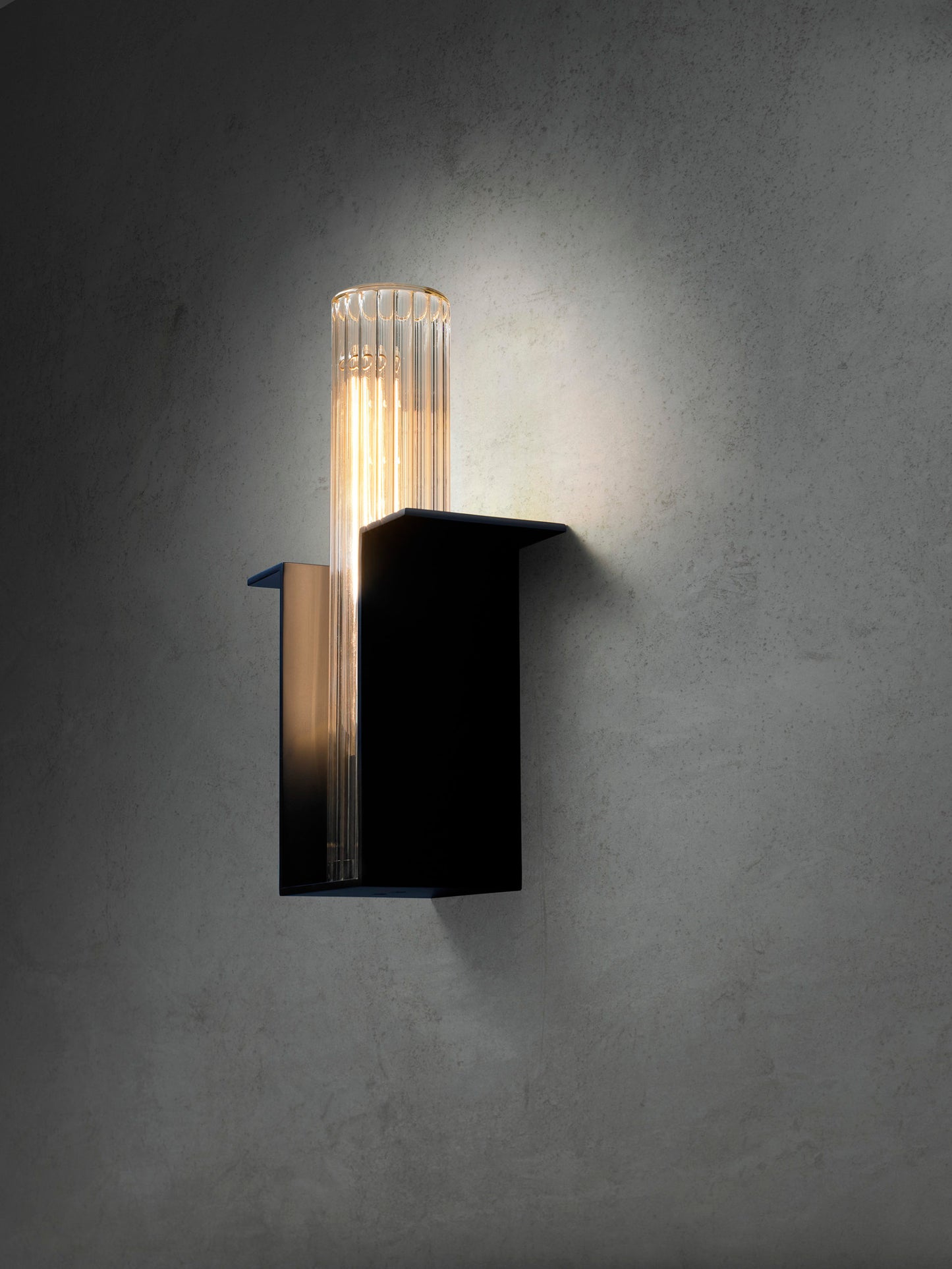Amboise Outdoor Sconce