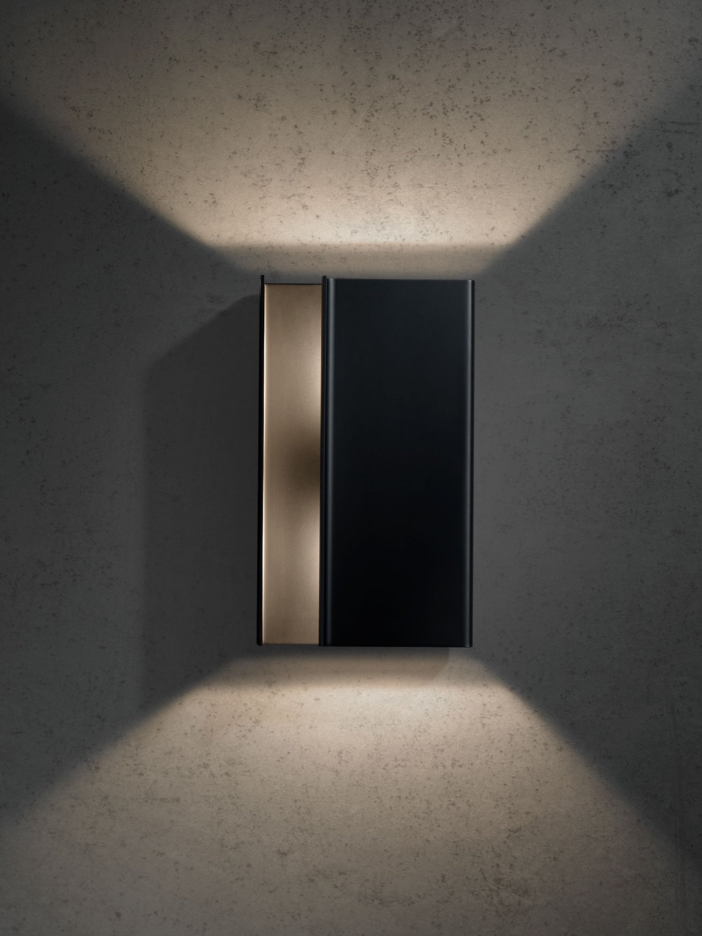 Brouillon Outdoor Sconce