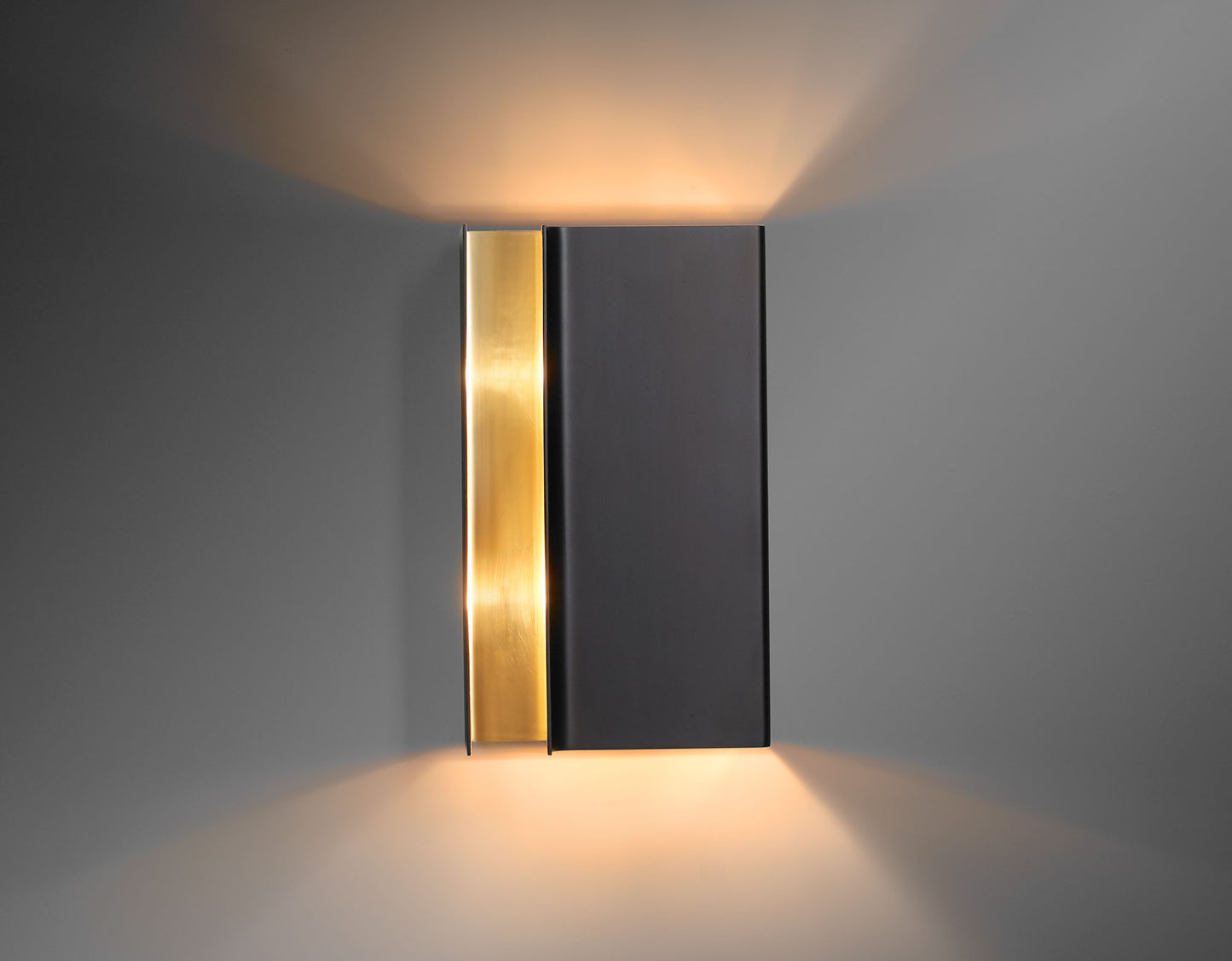Brouillon Sconce