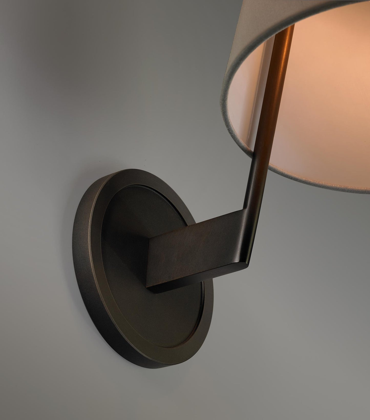 Corniche Sconce