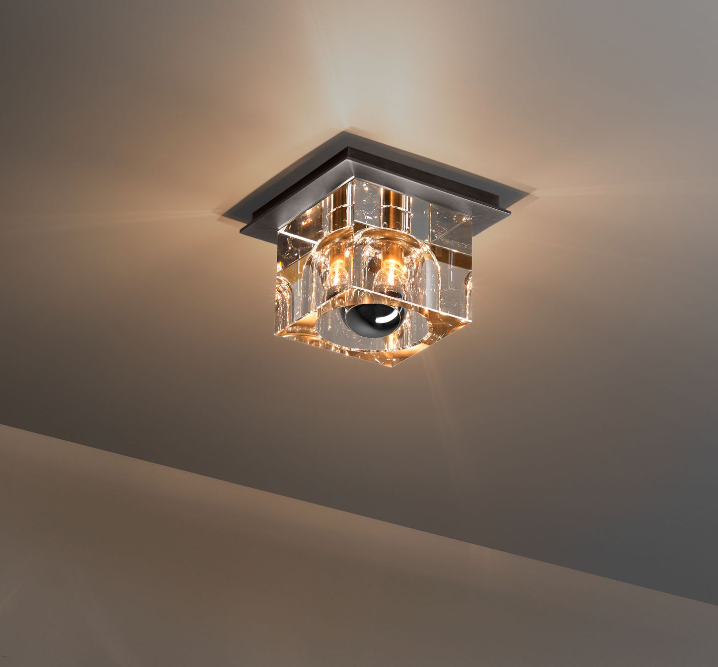 Glacon Single Vanity Sconce / Flush Mount