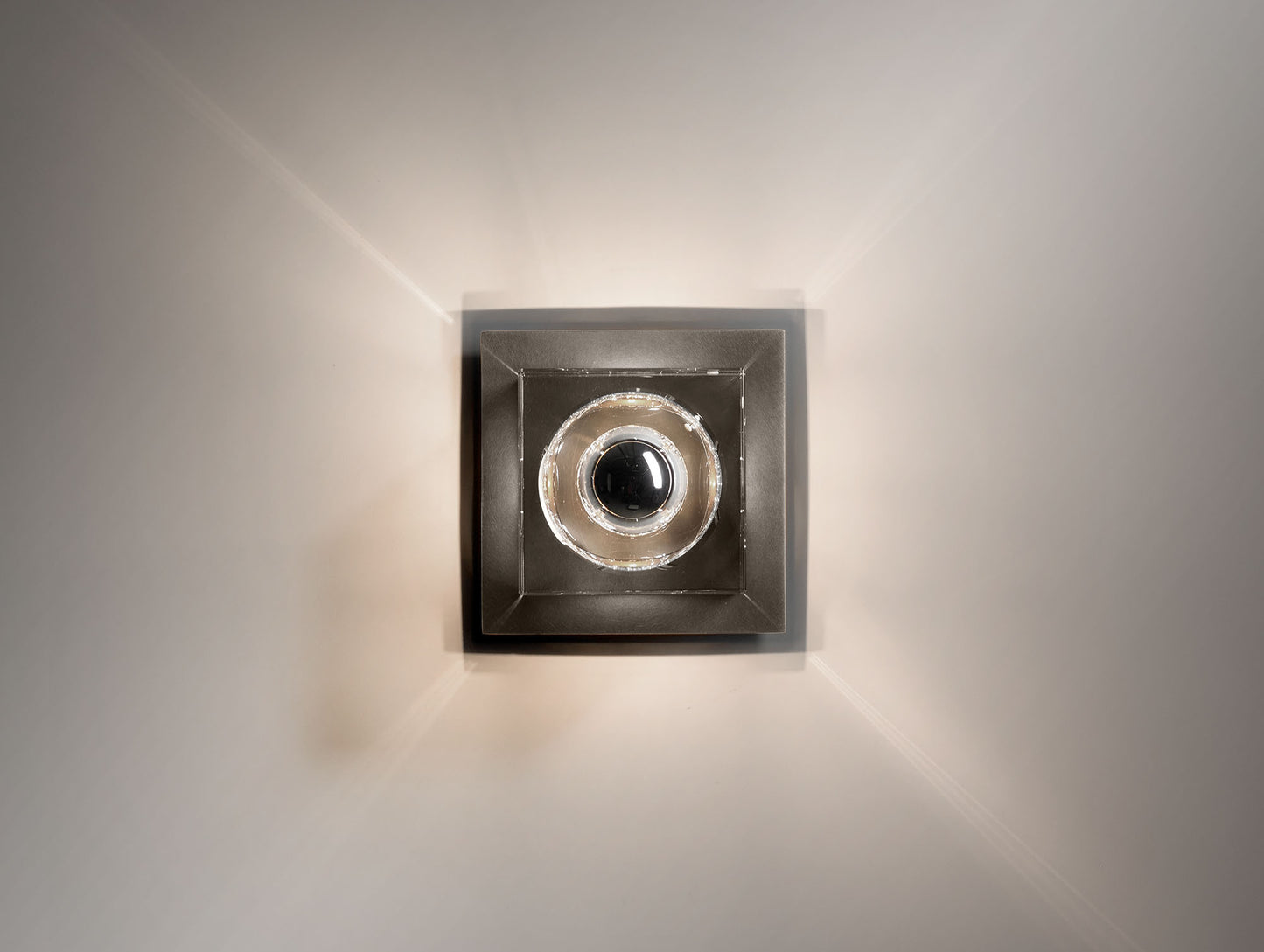 Glacon Single Vanity Sconce / Flush Mount