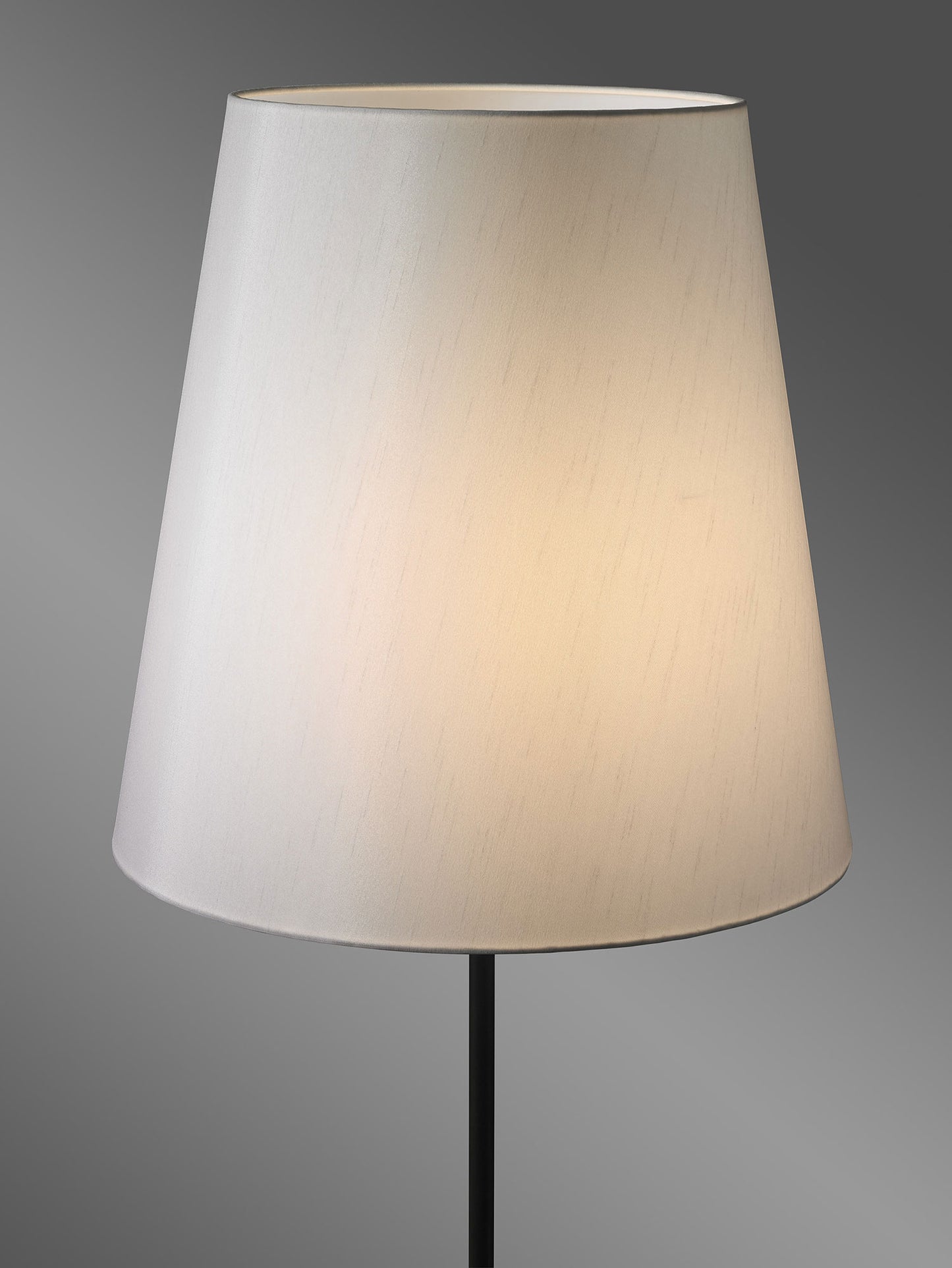 Sannes Floor Lamp