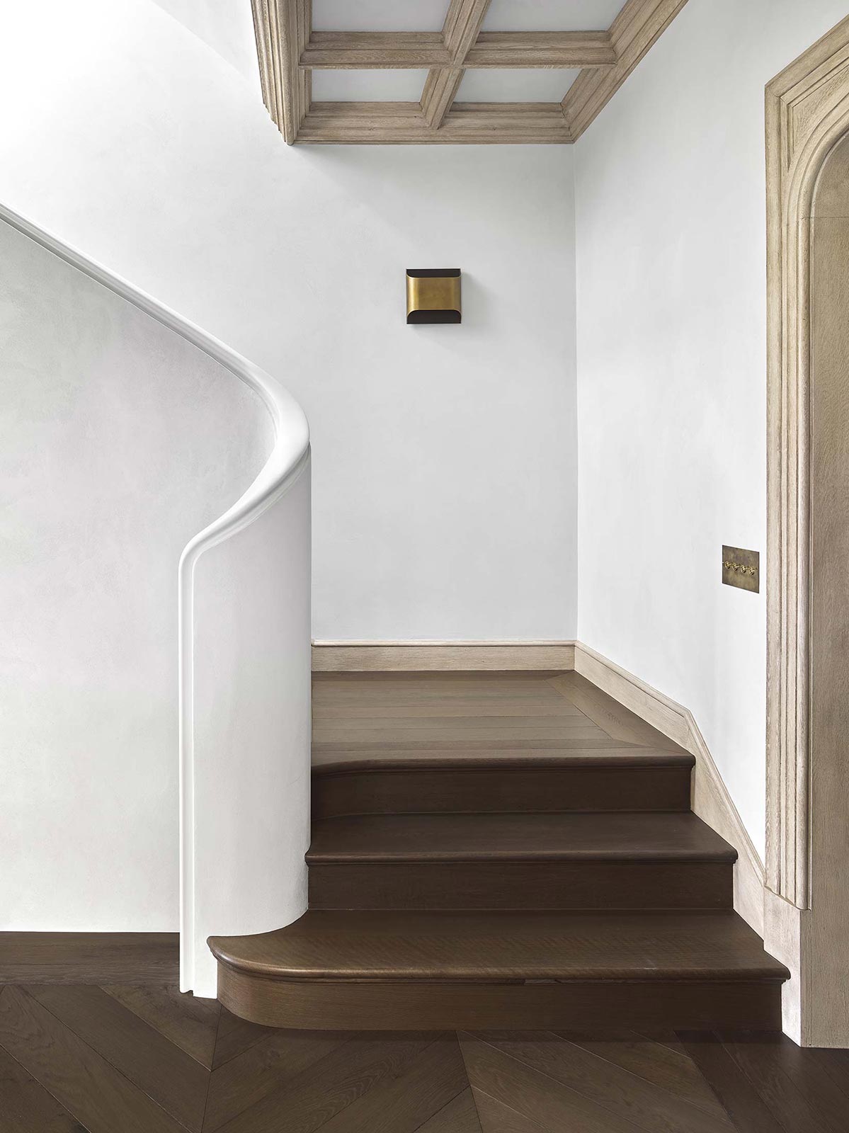 Leclerc Sconce