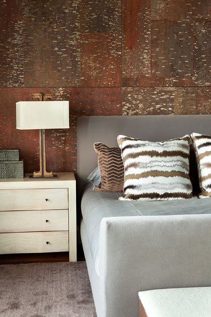 Viola Table Lamp
