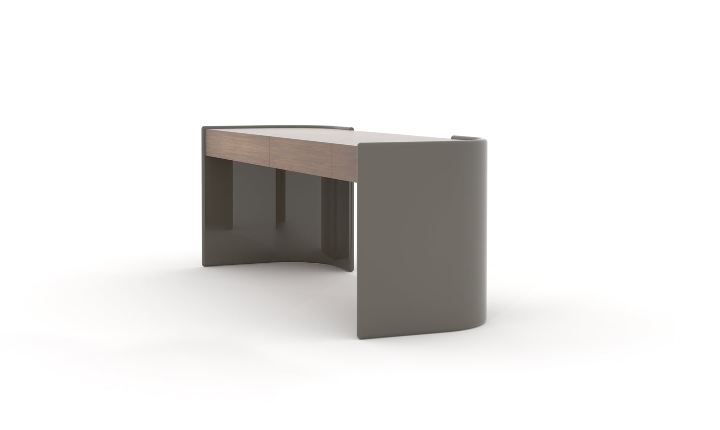 Orsala Desk