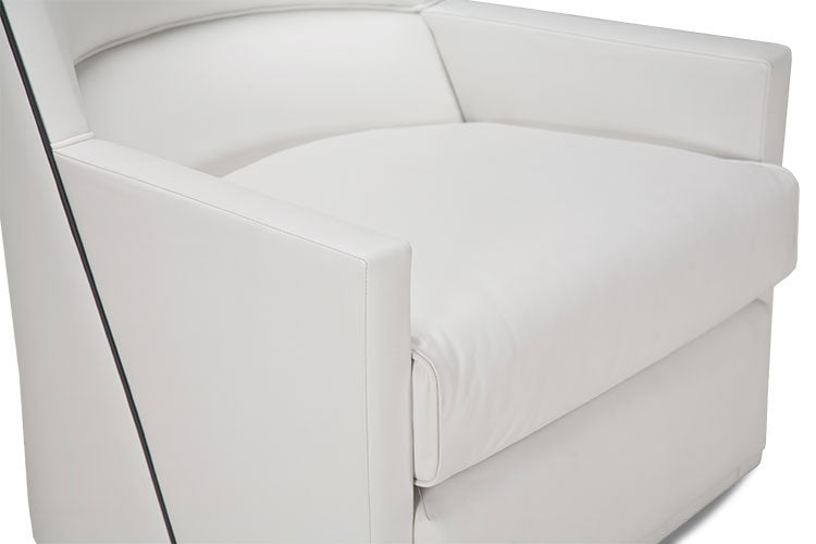 Giro Swivel Lounge Chair