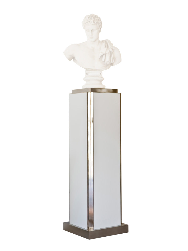 COLOSSUS PEDESTAL