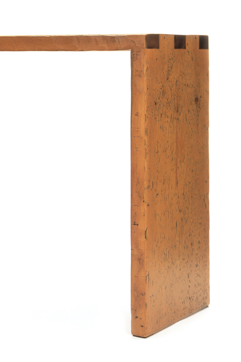 Dovetail Console