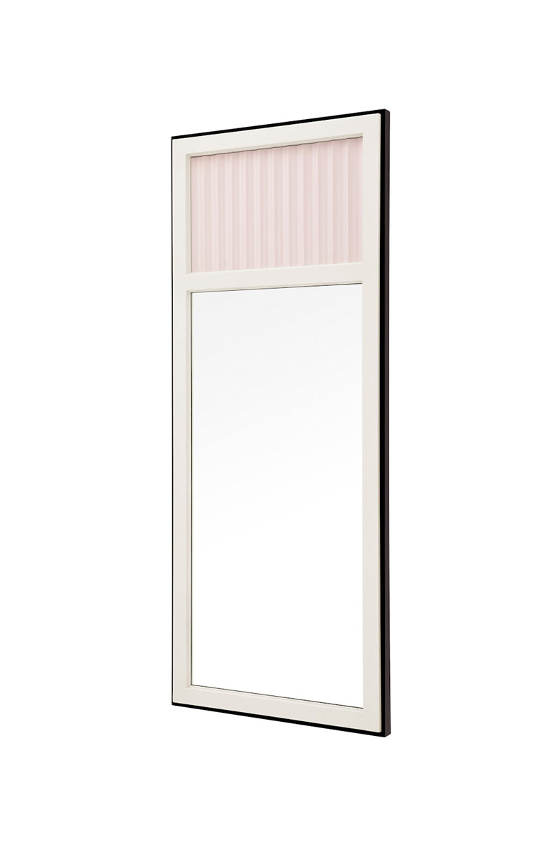 Estee Mirror