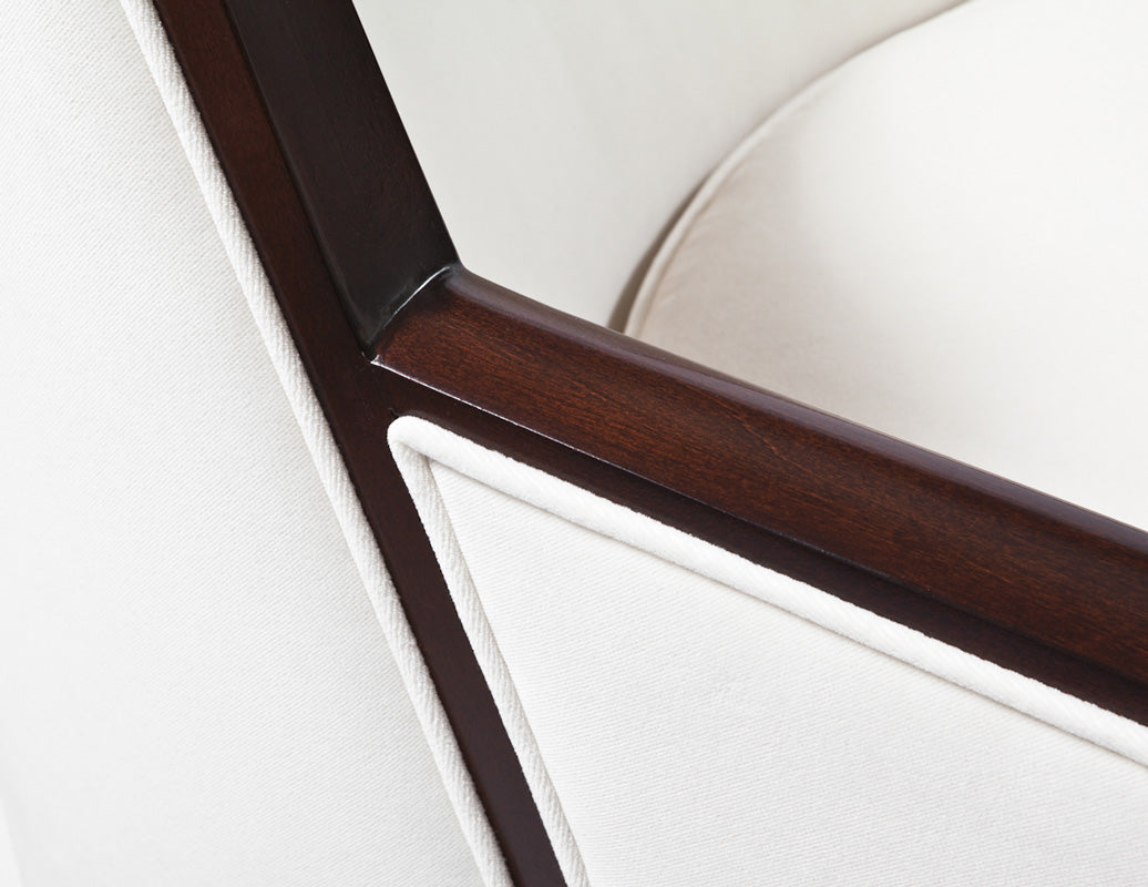 Galileo Swivel Lounge Chair