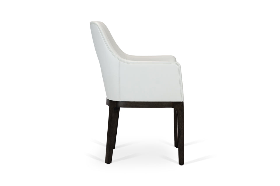 Praha Arm Chair