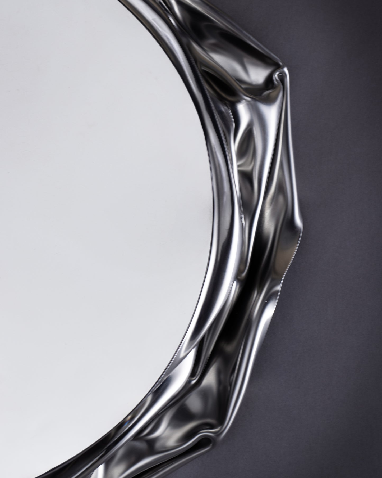 WARP ROUND MIRROR