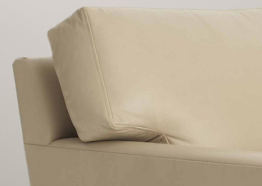 Bel Aire lounge chair