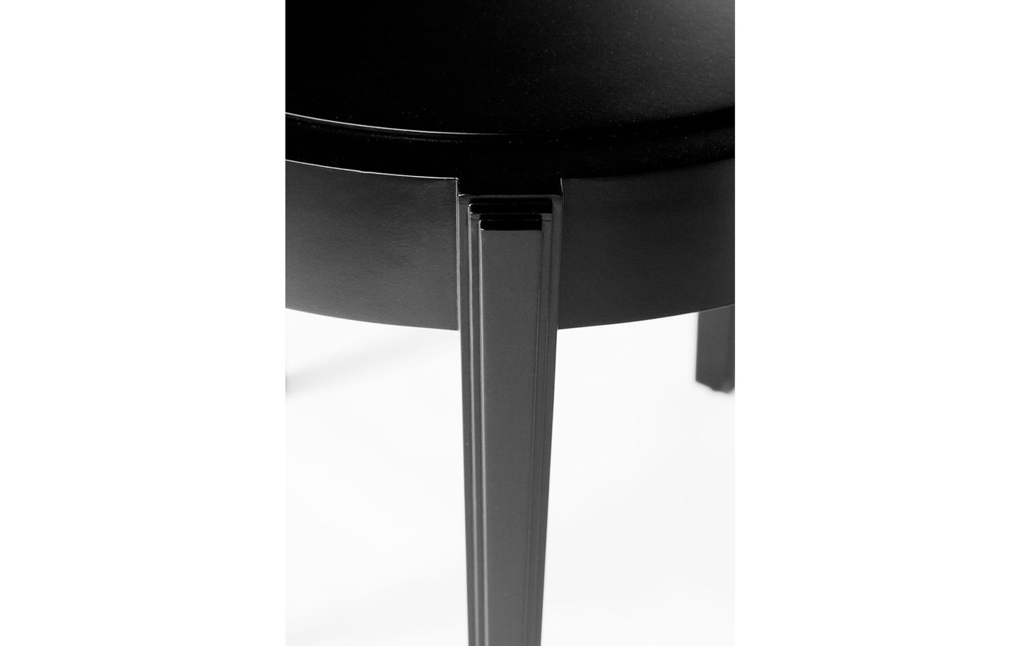 CASA BRAVA TABLE