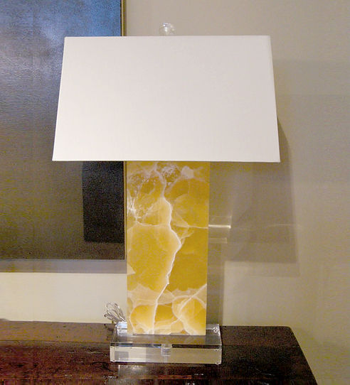 Monolith Lamp (Honeycomb Calcite)