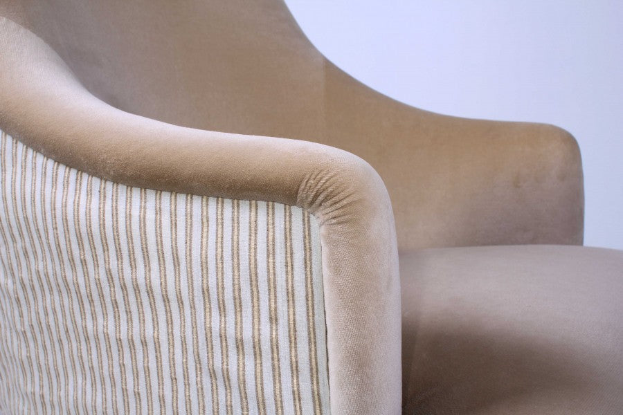 Claire Skirted chair