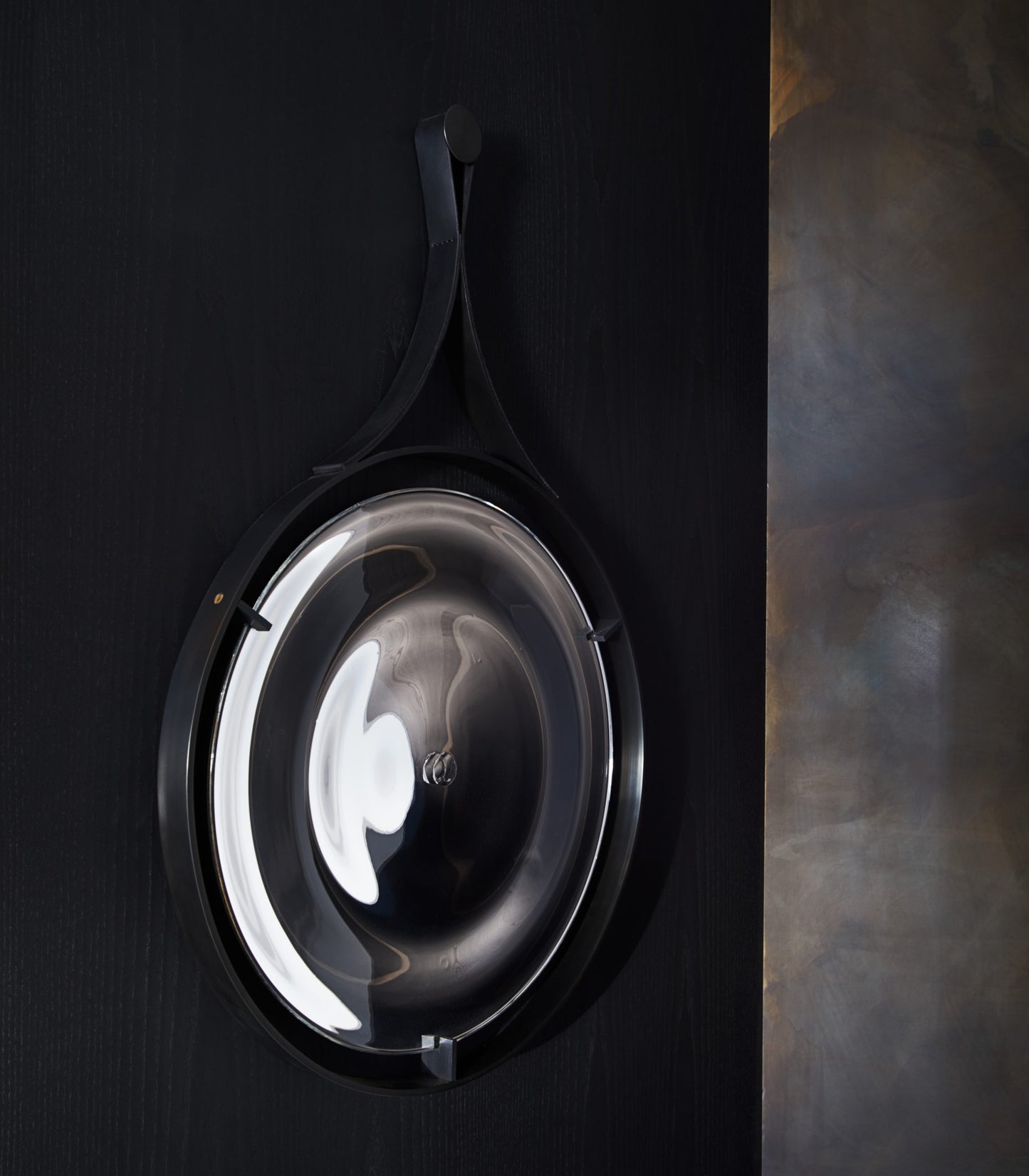Drop Strap Rippled Mirror