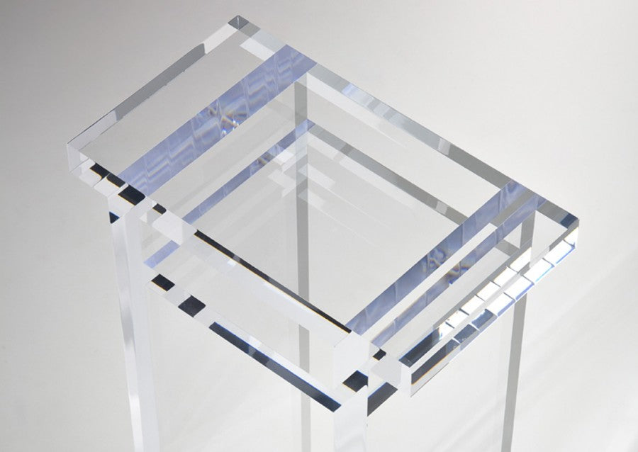 Hilton Pedestal