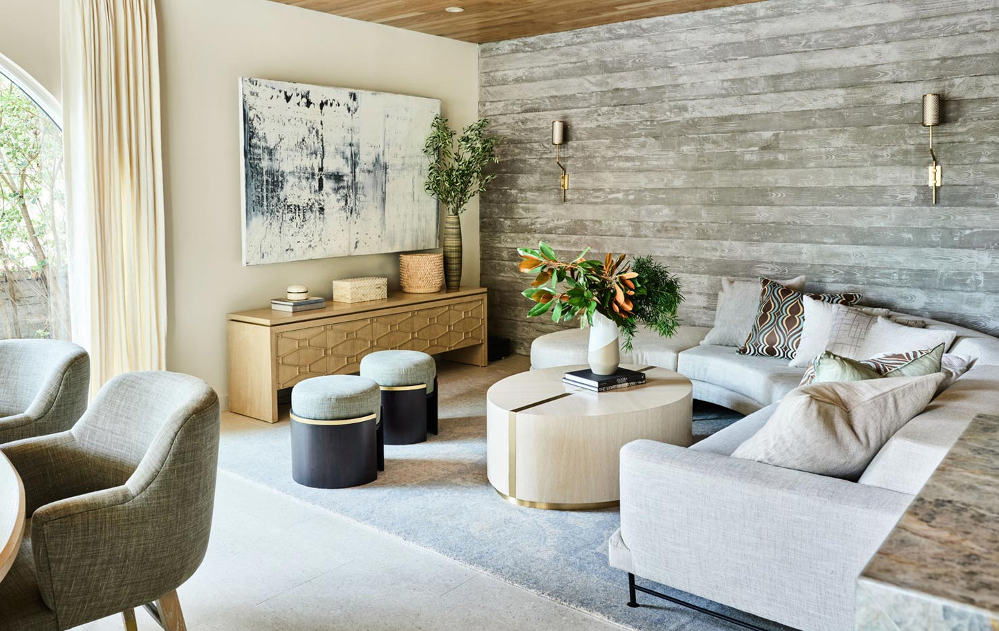 MADDOX CREDENZA
