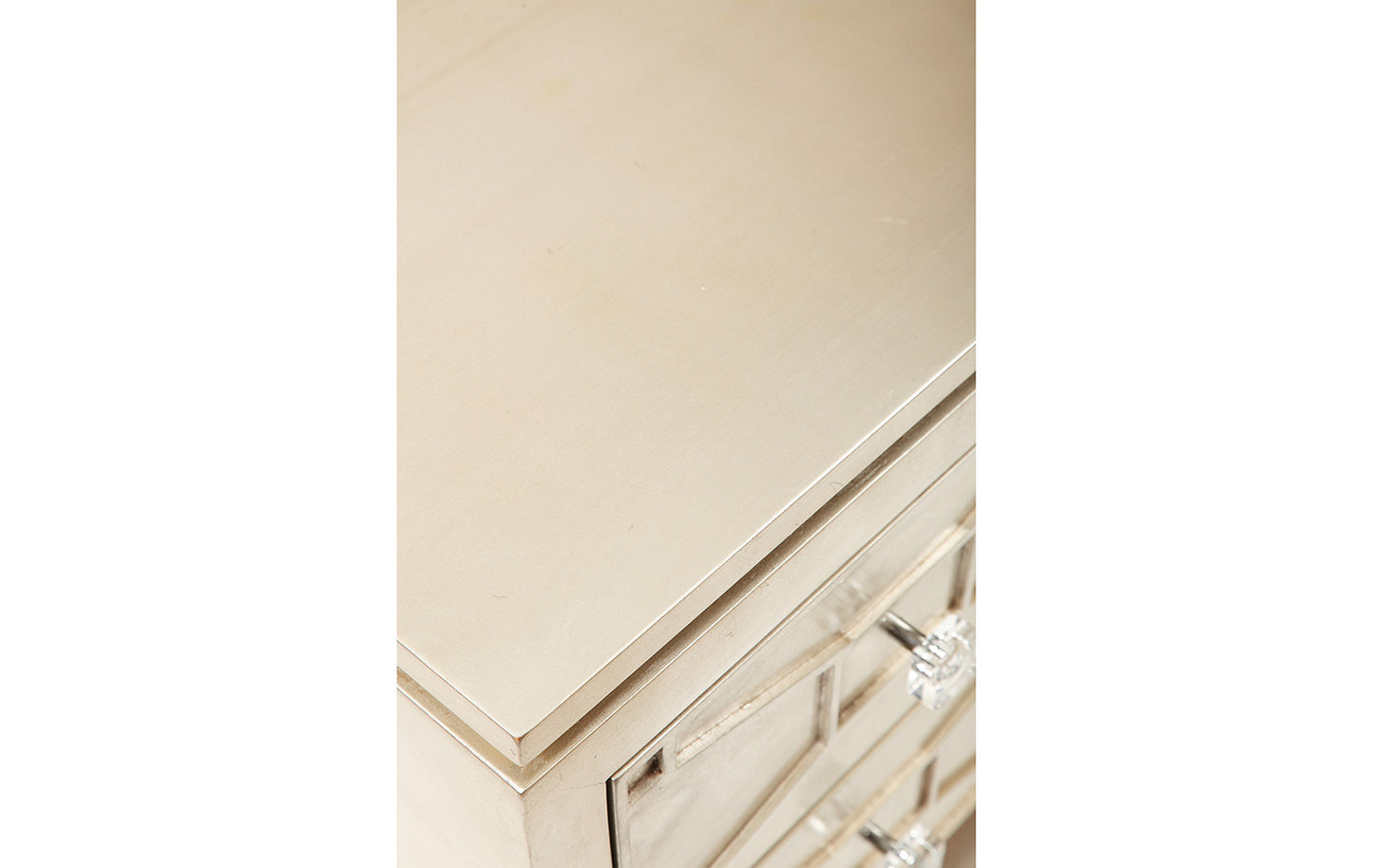 MADDOX TABLE