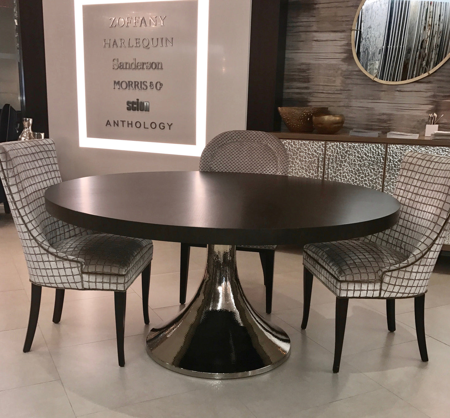 MINARETTE DINING TABLE