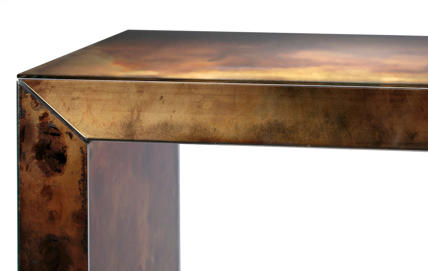 MIRRORED CONSOLE