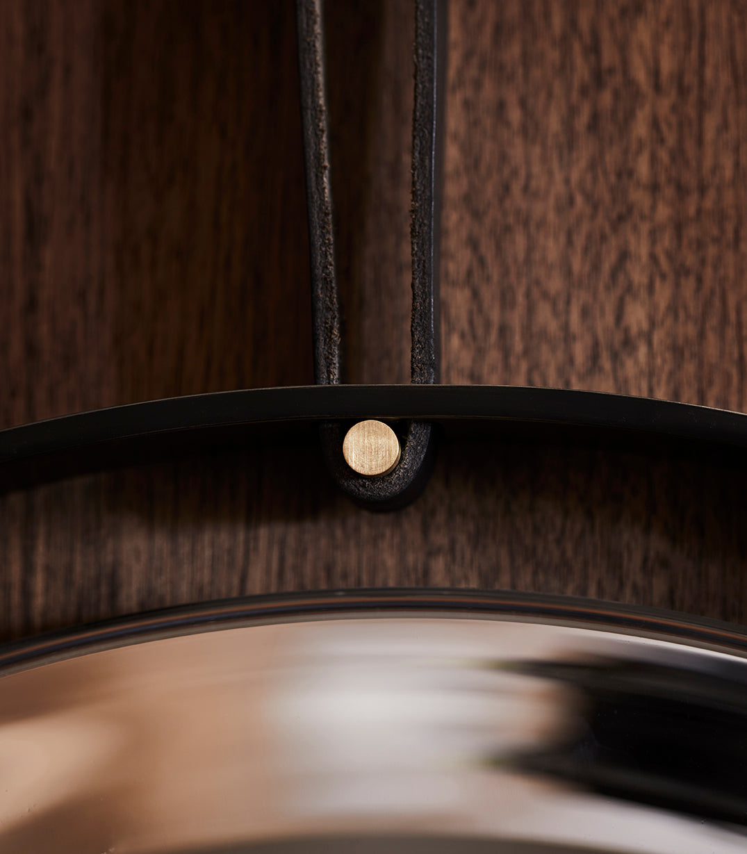 Straight Strap Rippled Mirror